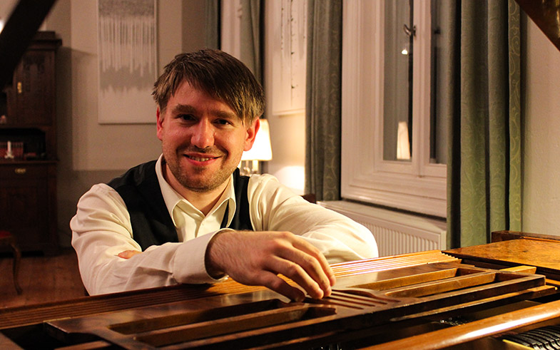 Konzertpianist Ronny Kaufhold (Genthin) · Foto: Ingrid Hoberg (2013)